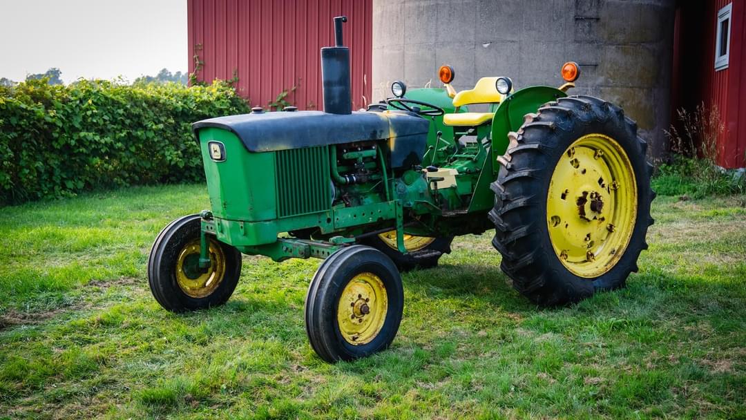Image of John Deere 1020 Primary image