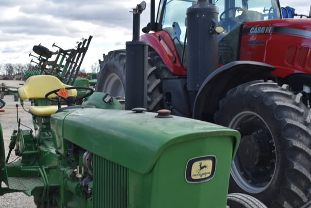 Image of John Deere 1020 equipment image 4