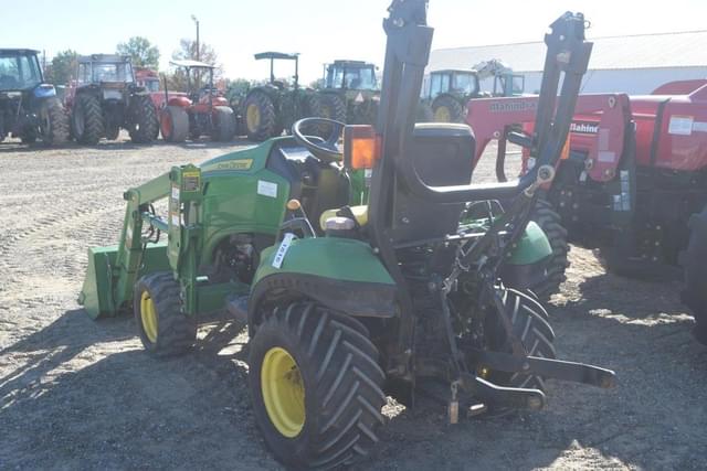 Image of John Deere 1023E equipment image 1