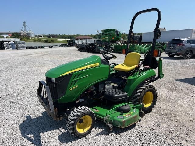 Main image John Deere 1023E