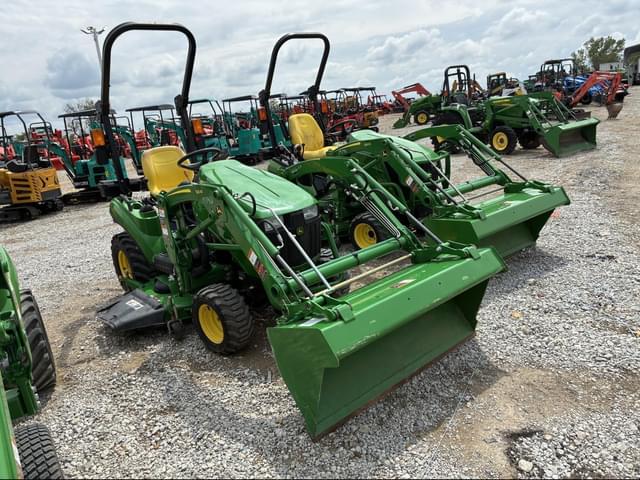 Image of John Deere 1023E equipment image 1