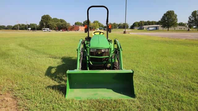 Image of John Deere 1023E equipment image 2