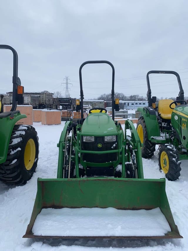 Image of John Deere 1023E equipment image 2