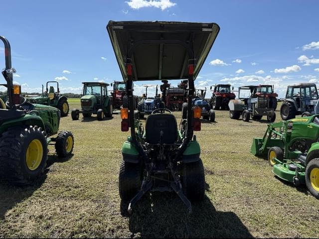 Image of John Deere 1023E equipment image 4