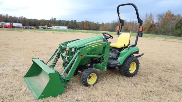 Image of John Deere 1023E equipment image 1