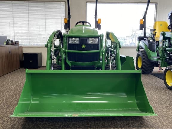 Image of John Deere 1023E equipment image 1