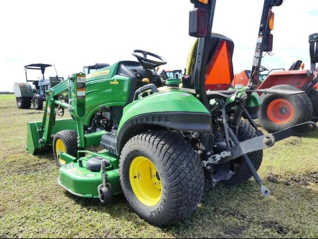 Image of John Deere 1023E equipment image 3