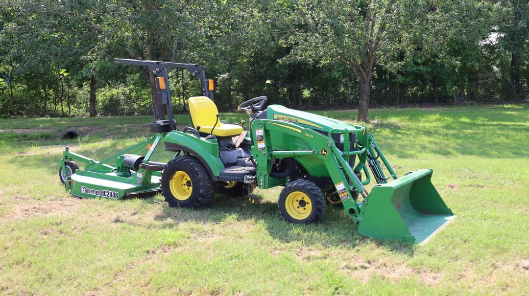 Image of John Deere 1023E Primary image