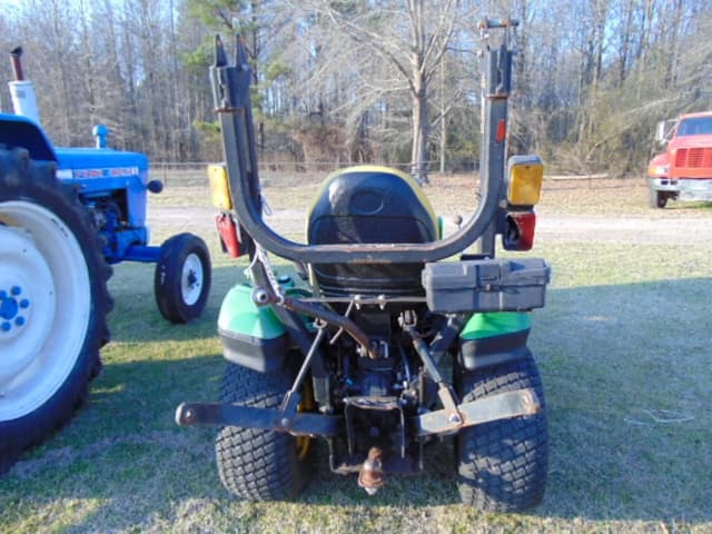Image of John Deere 1023E equipment image 2