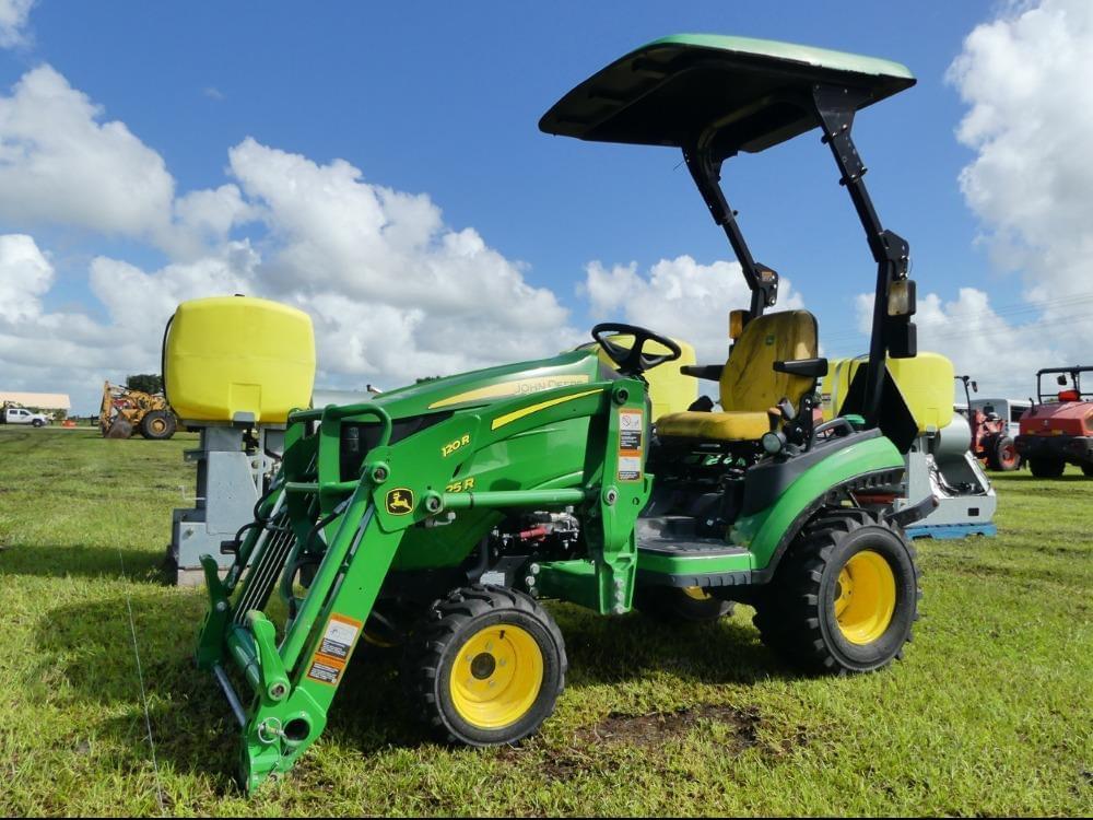 Image of John Deere 1025R Primary image