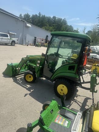 Image of John Deere 1025R equipment image 1