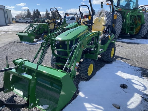 John Deere 1025R Equipment Image0