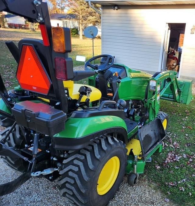 Image of John Deere 1025R equipment image 2