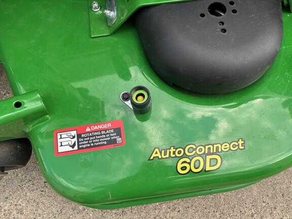 Image of John Deere 1025R equipment image 1