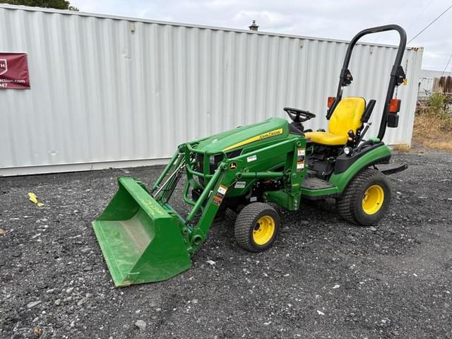 Image of John Deere 1025R equipment image 1