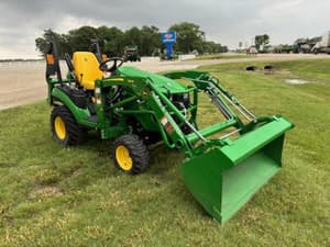 John Deere 1025R Image
