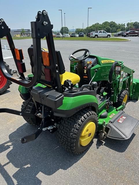 Image of John Deere 1025R equipment image 4