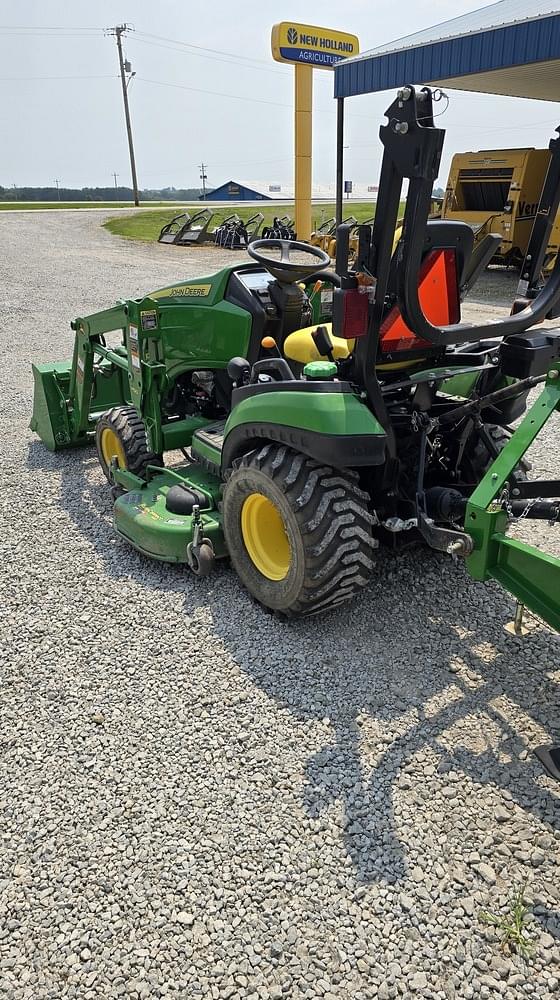 Image of John Deere 1025R equipment image 2