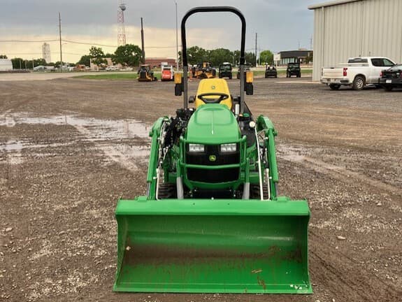 Image of John Deere 1025R equipment image 2