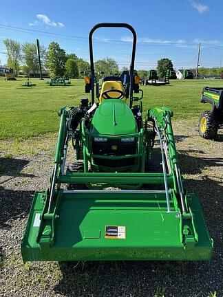 Image of John Deere 1025R equipment image 2