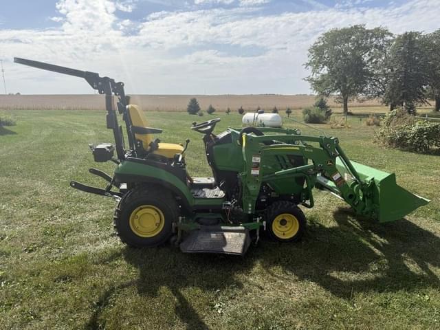 Image of John Deere 1025R equipment image 1