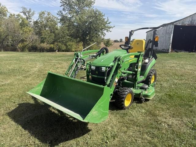 Image of John Deere 1025R equipment image 3
