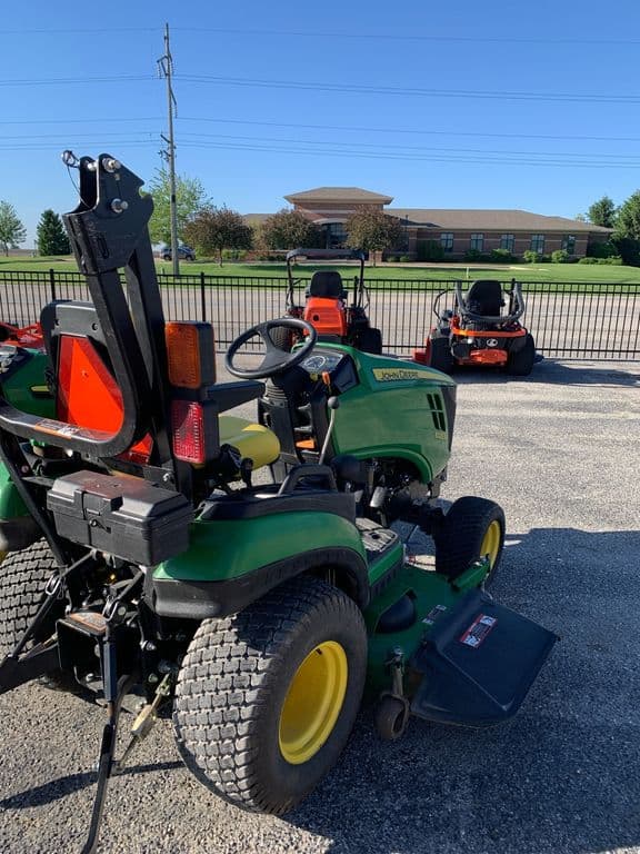 Image of John Deere 1025R equipment image 1