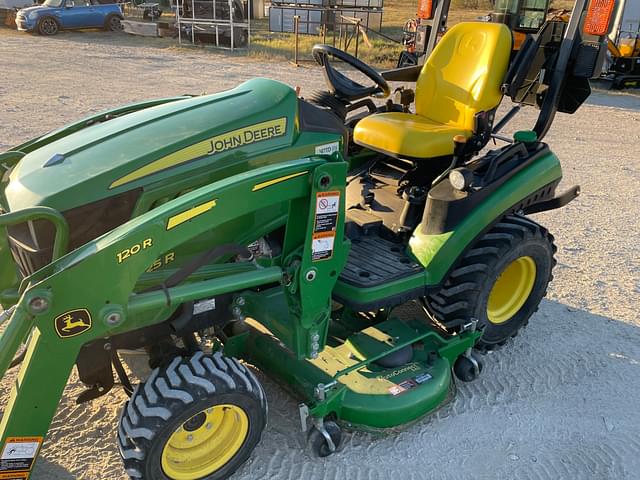 Image of John Deere 1025R equipment image 2