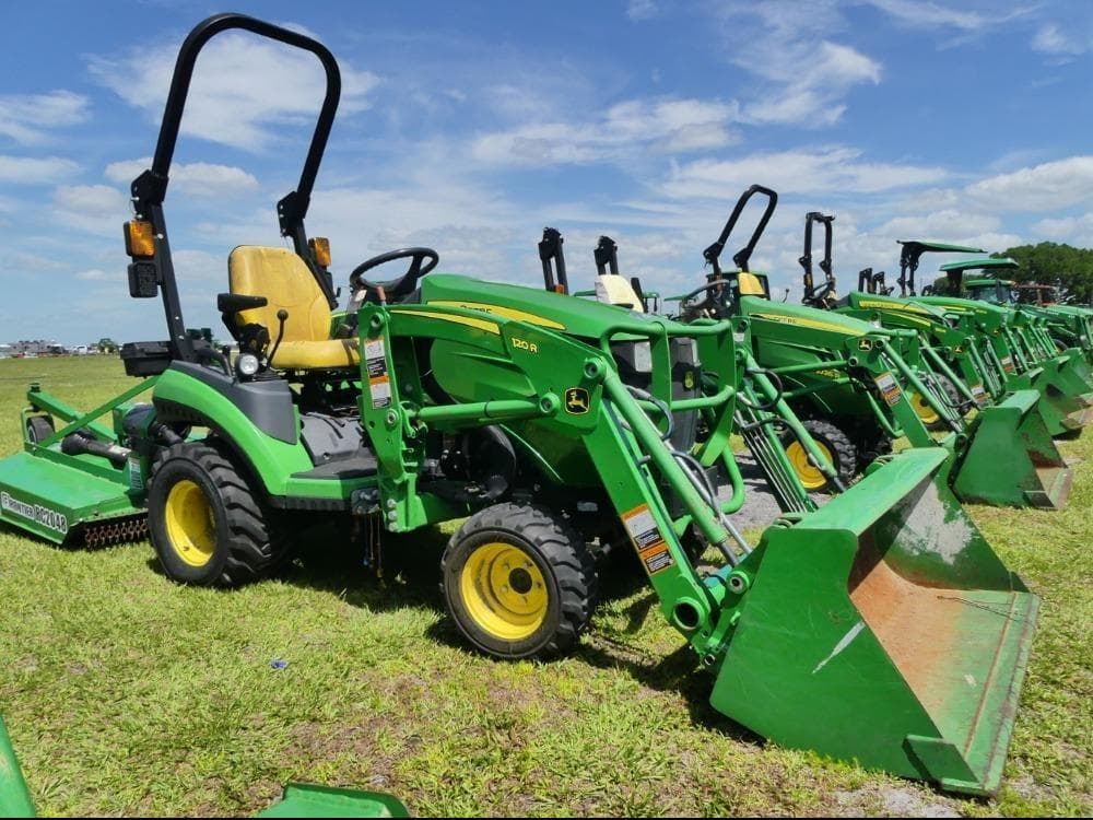 Image of John Deere 1025R Primary image