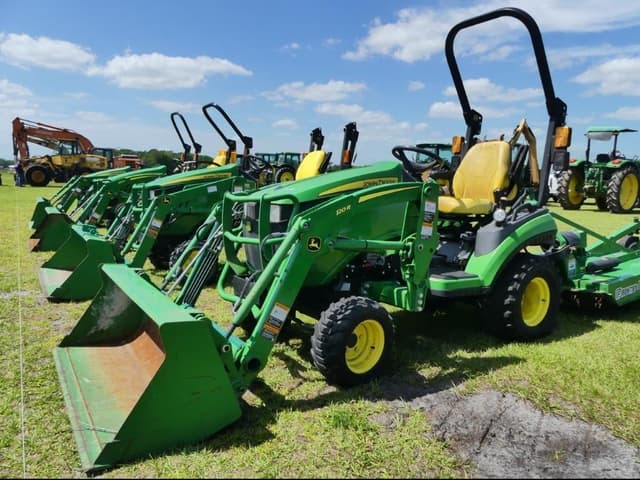 Image of John Deere 1025R equipment image 1