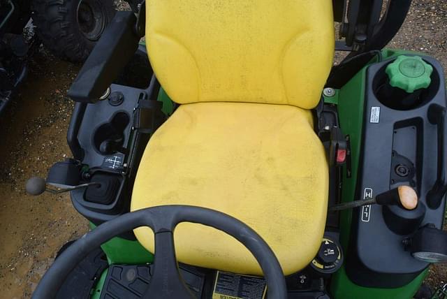 Image of John Deere 1025R equipment image 4