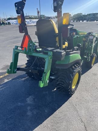 Image of John Deere 1025R equipment image 3