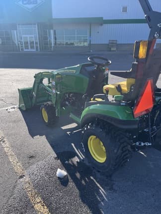 Image of John Deere 1025R equipment image 2