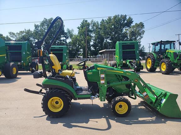 Image of John Deere 1025R equipment image 1