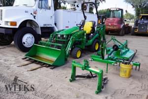 John Deere 1025R Image