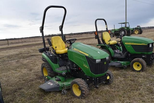 Image of John Deere 1025R equipment image 2