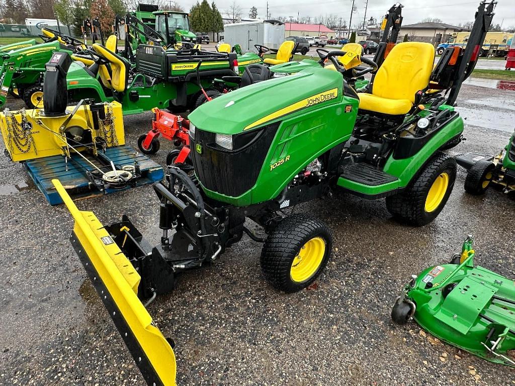 Image of John Deere 1025R Primary image
