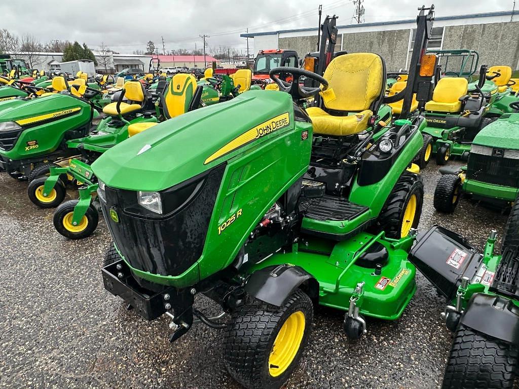 Image of John Deere 1025R Primary image