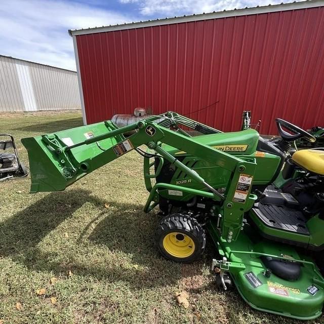 Image of John Deere 1025R equipment image 4