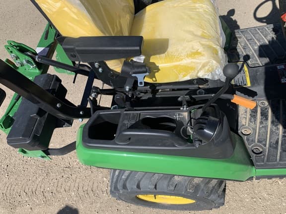 Image of John Deere 1025R Image 1