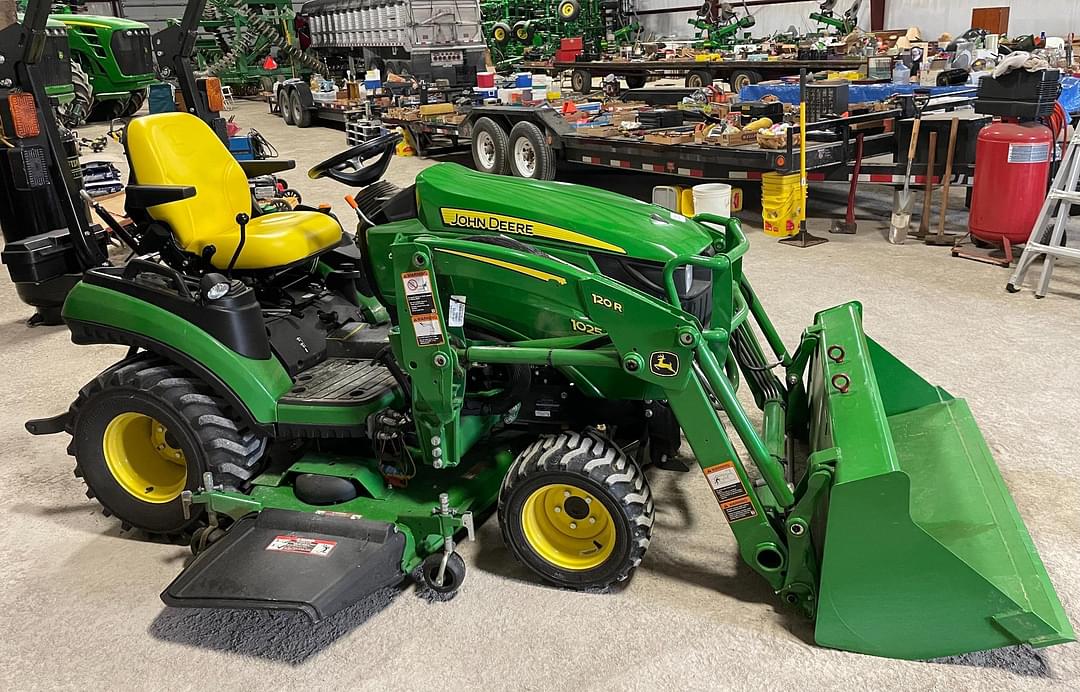 Image of John Deere 1025R Primary image