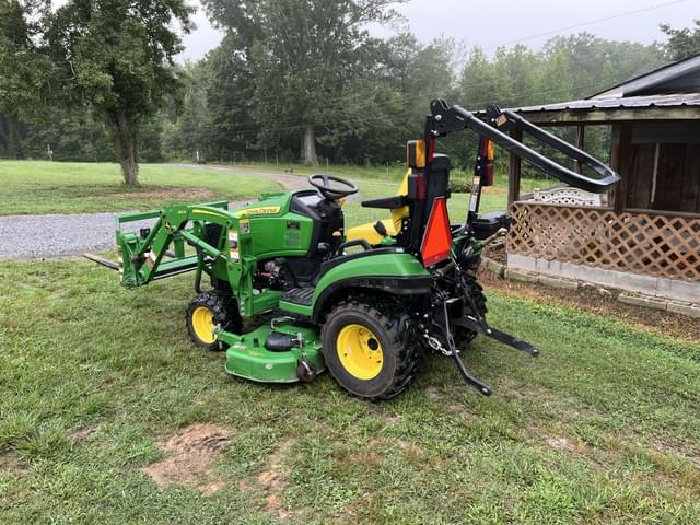 Image of John Deere 1025R equipment image 3