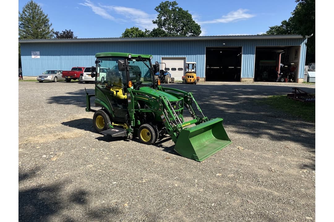 Image of John Deere 1025R Primary image