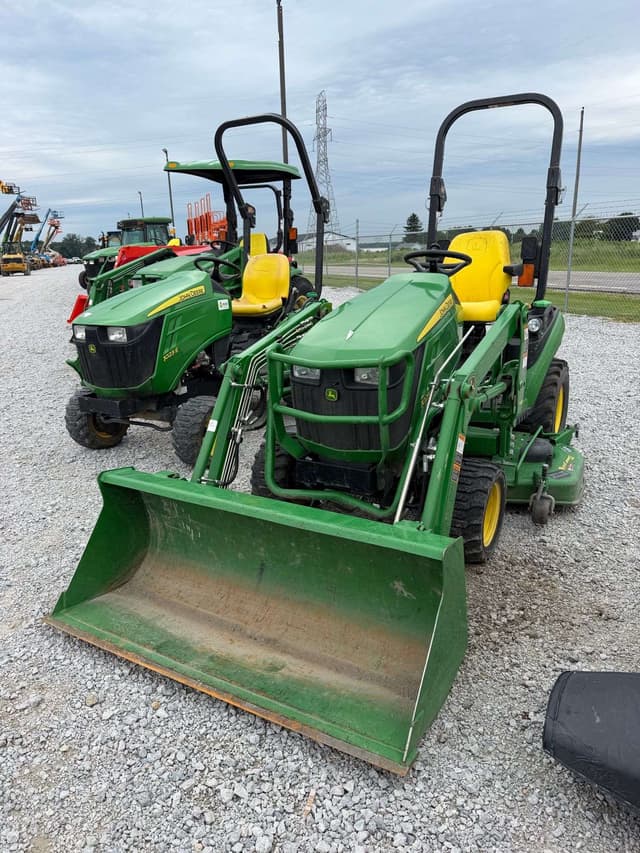 Image of John Deere 1025R equipment image 2