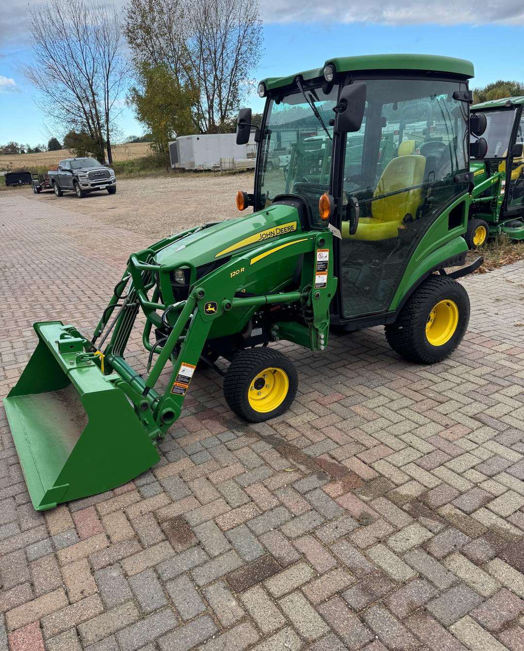 Image of John Deere 1025R Primary image