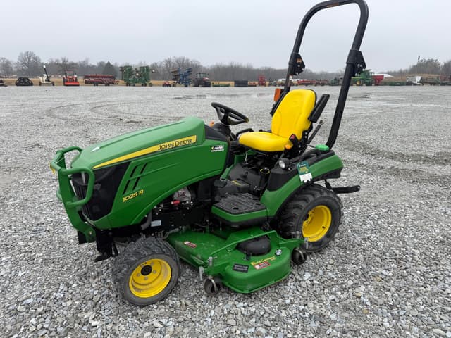 Image of John Deere 1025R equipment image 1