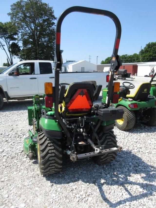 Image of John Deere 1025R equipment image 3