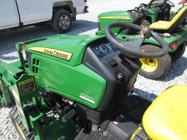 Image of John Deere 1025R equipment image 2