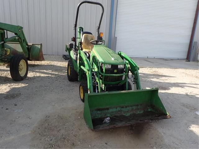 Image of John Deere 1025R equipment image 1