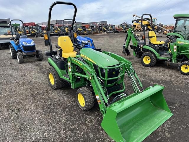 Image of John Deere 1025R equipment image 3